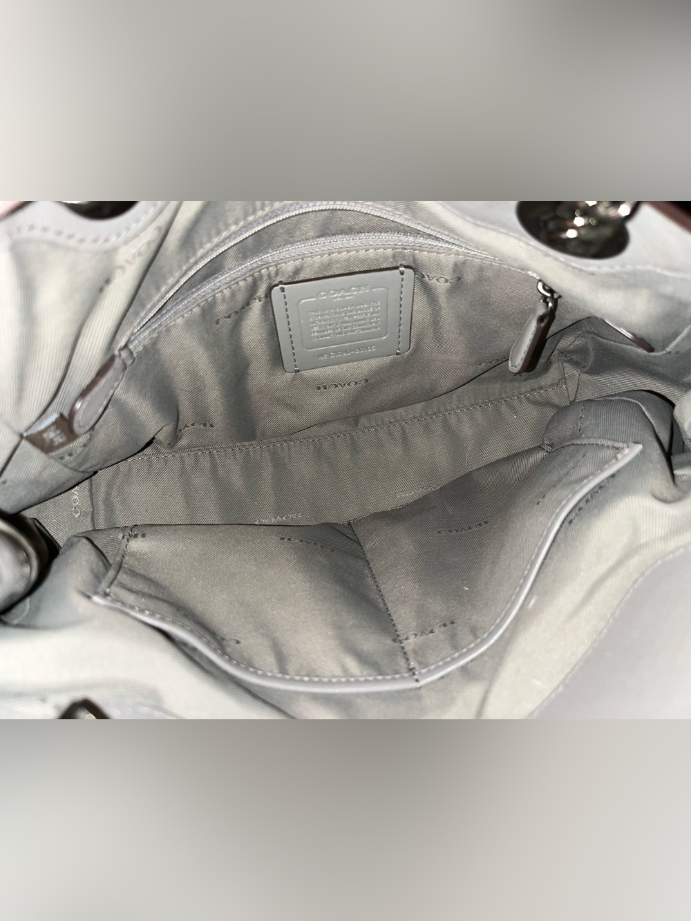 Coach EUC Gray Edie turn-lock Leather and Suede Shoulder Bag Retails $495 - Picture 10 of 12